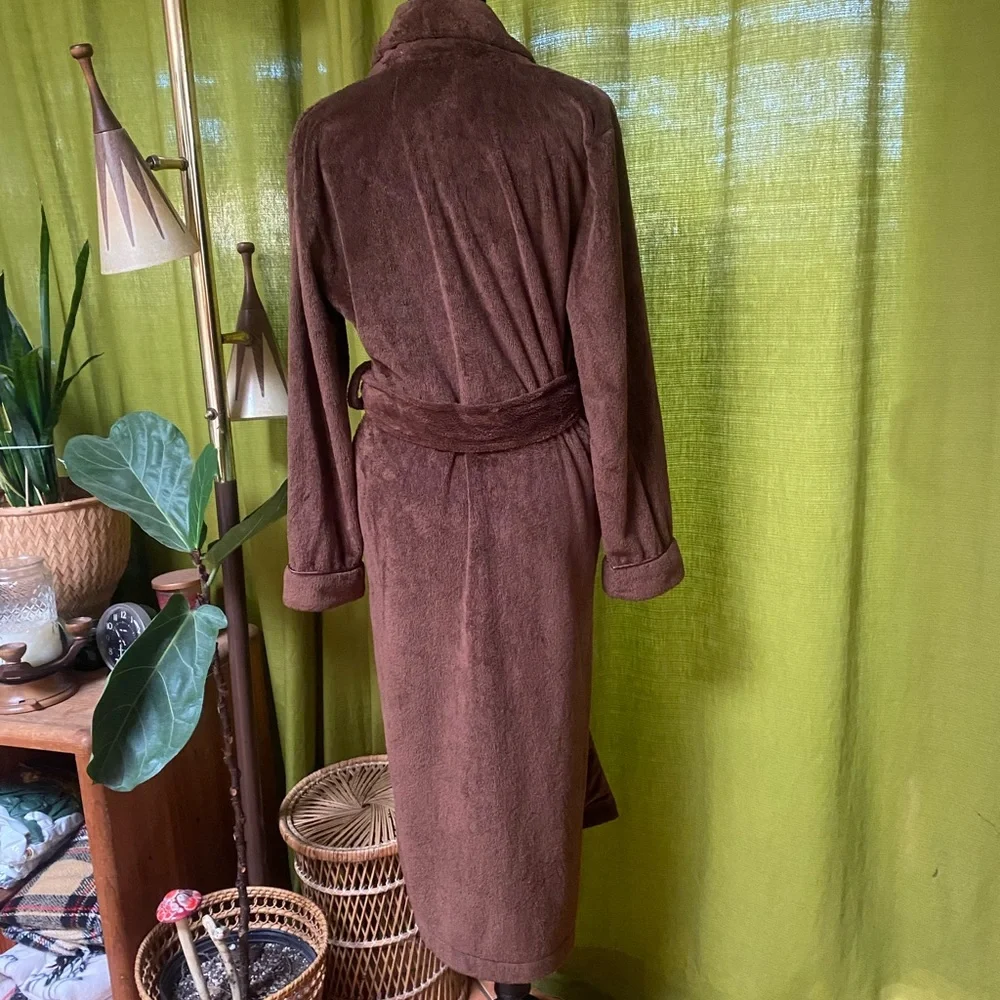 Minx Plush Robe - Picture 5 of 10